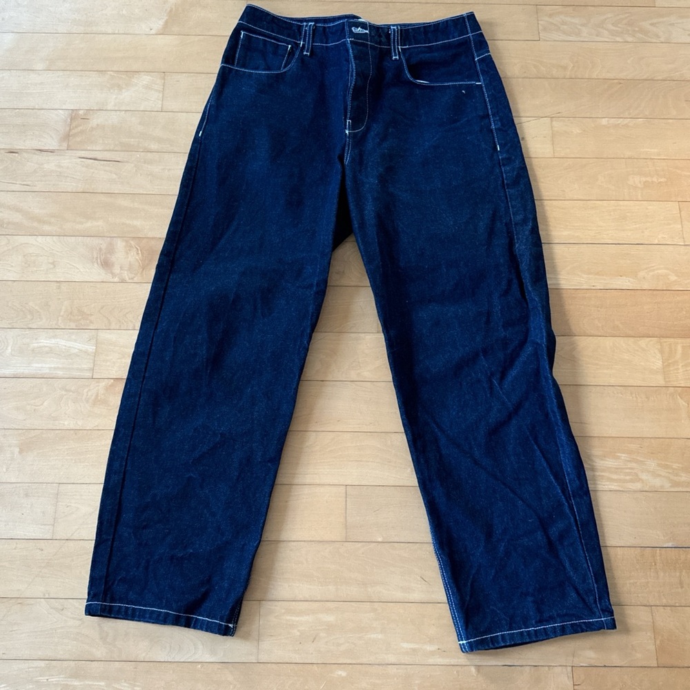 ASOS design 32x30 mens jeans. Button fly.